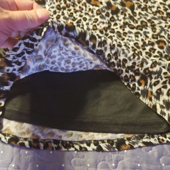 San Souci lined mini skirt size small NWT - Picture 2 of 4